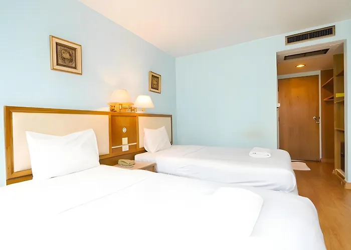 Pli Hotel *